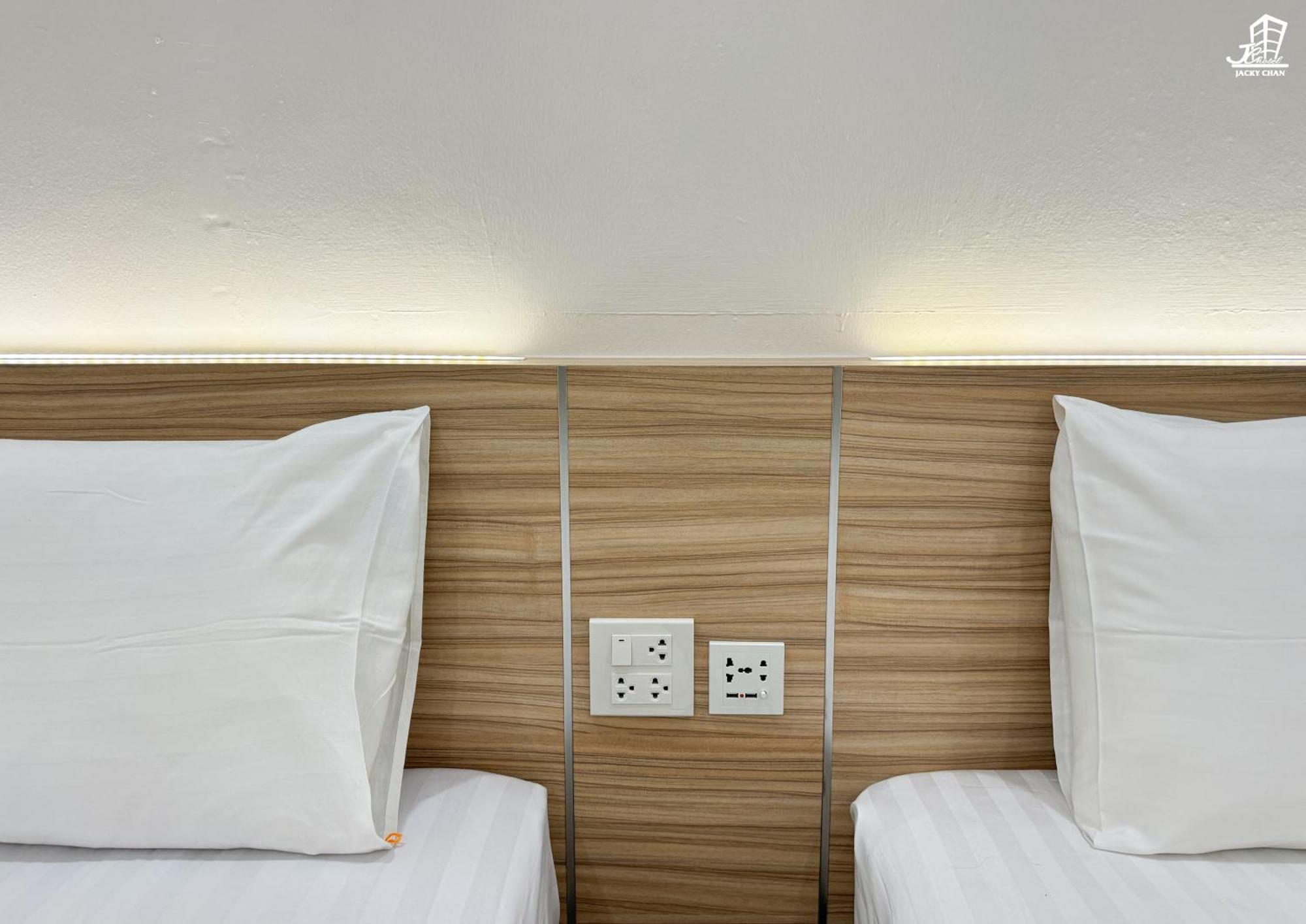 Jacky Chan Hotel Betong Exterior foto
